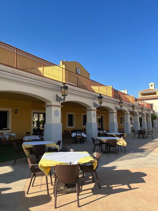 Quite & Relaxing Private Apartment For 2-6 Pers - Golf & Pool Resort - Múrcia Exterior foto